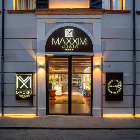 Maxxim Hotel & Loft Ferrara Exterior photo