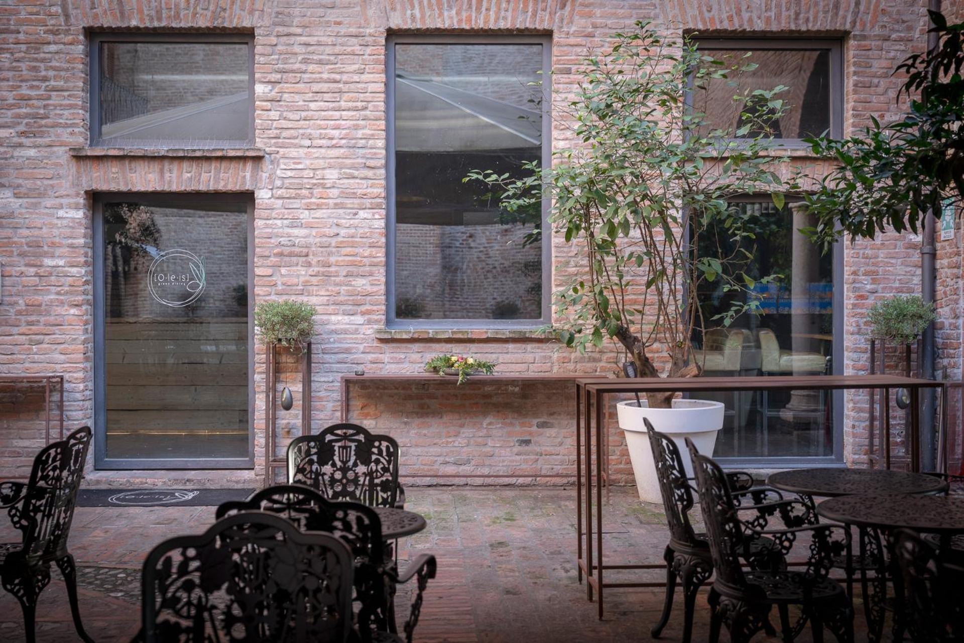 Maxxim Hotel & Loft Ferrara Exterior photo